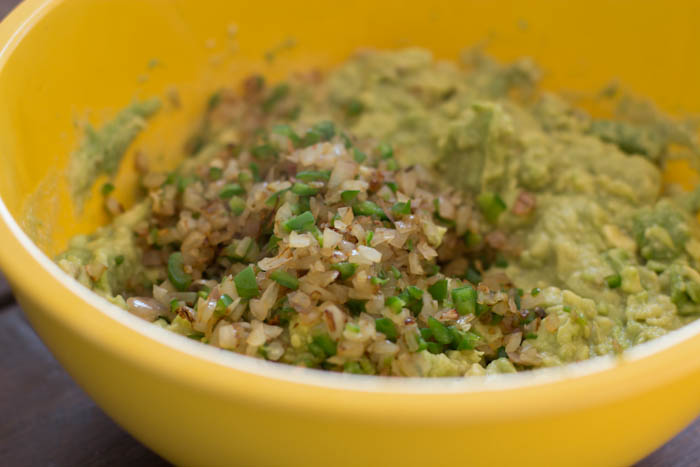 avocado, pepper and shallot